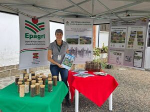 Juliane Justen assume gestão do Centro de Treinamento da Epagri em Agronômica