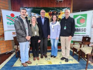 Epagri e Cidasc fortalecem relação e valorizam história na ExpoLages 2025